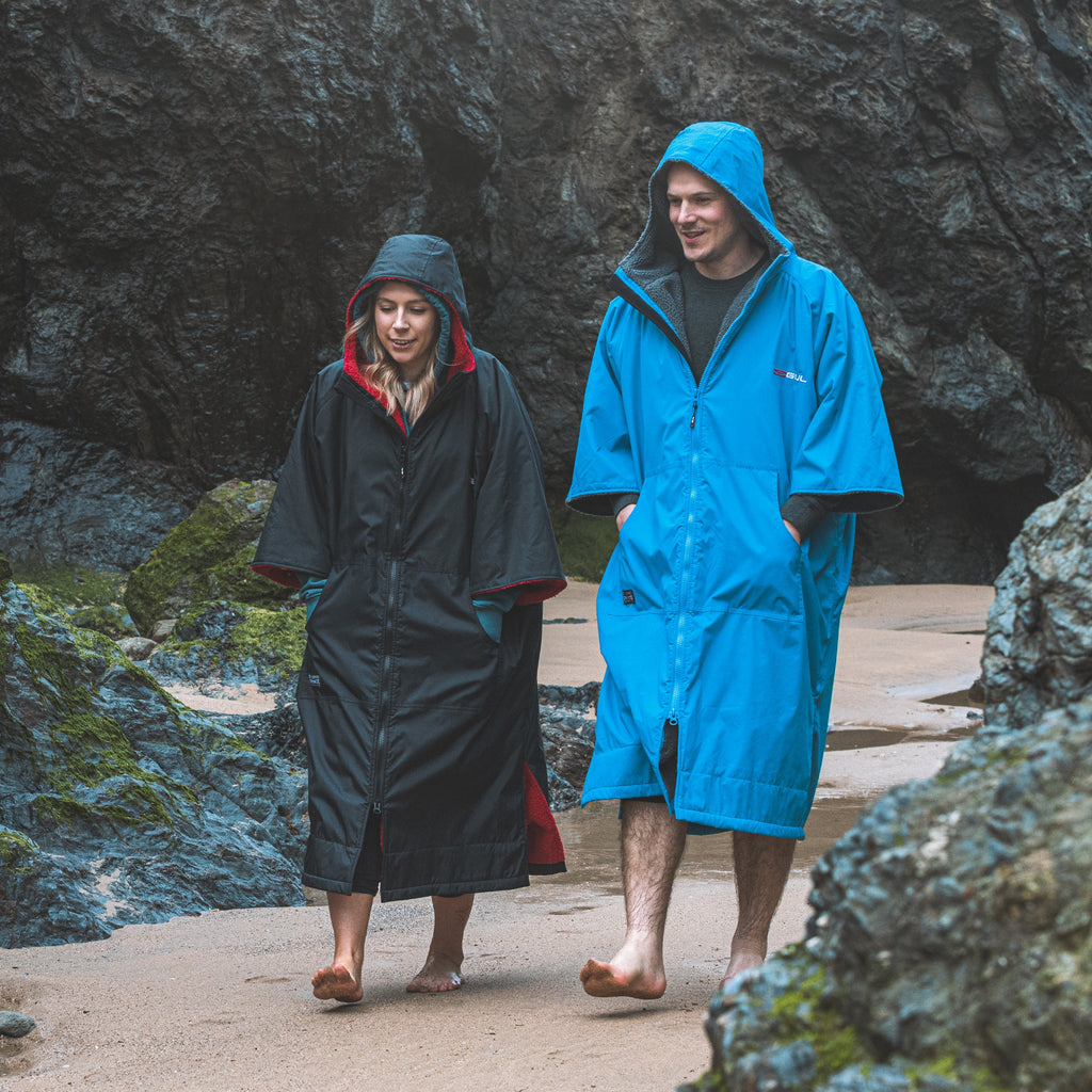 Gul EVORobe Hooded Changing Robe Black/Red